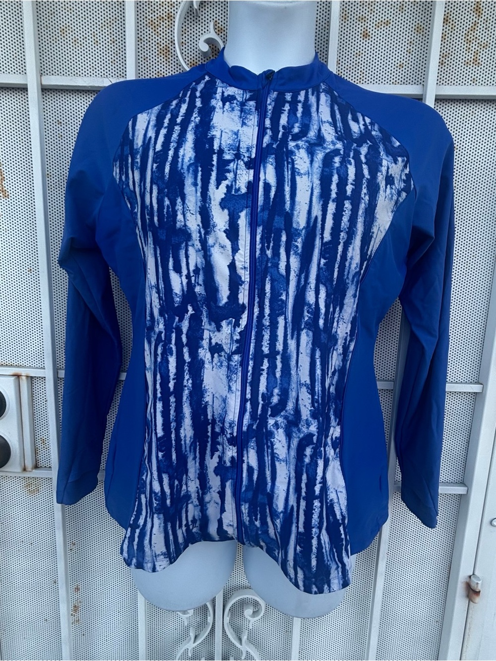 Coolibar UPF 50+ XXL Full Zip Sun Shirt Built-In Bra Blue Stretch top